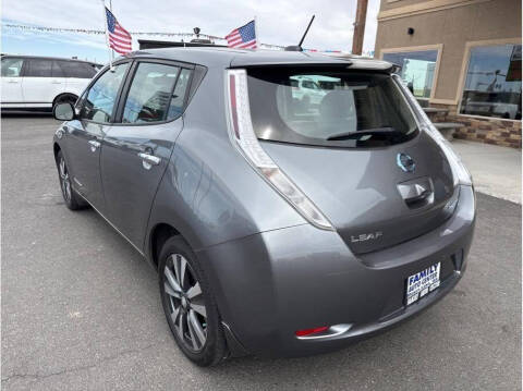 2015 Nissan LEAF