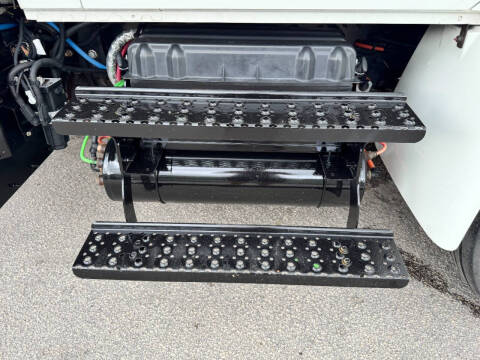 2020 International MV607