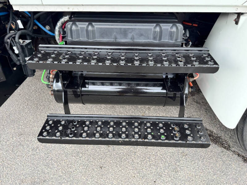 2020 International MV607