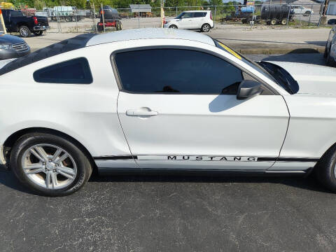 2011 Ford Mustang V6