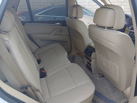 2009 BMW X5 xDrive48i