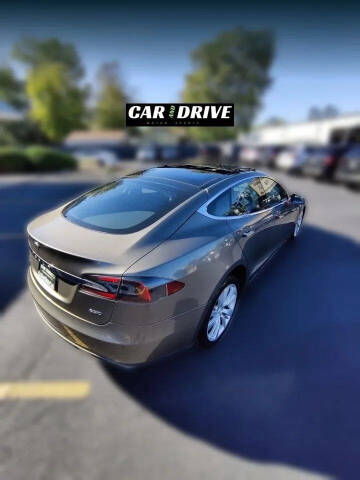 2015 Tesla Model S