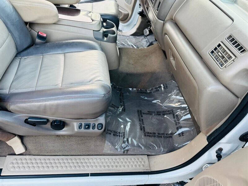 2004 Ford Excursion Eddie Bauer
