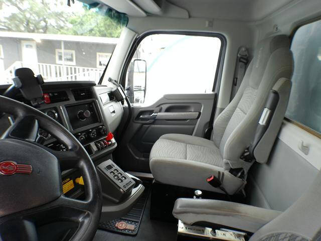 2019 Kenworth T880