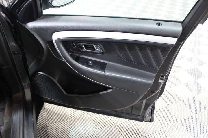 2018 Ford Taurus SEL