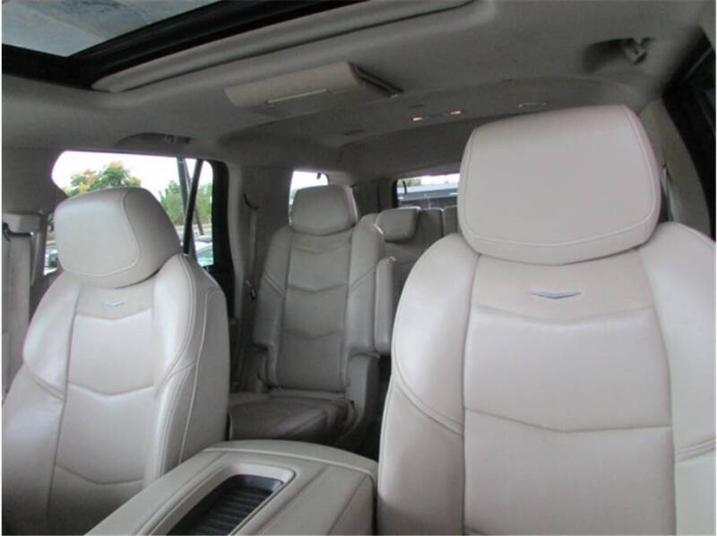 2020 Cadillac Escalade Premium Luxury