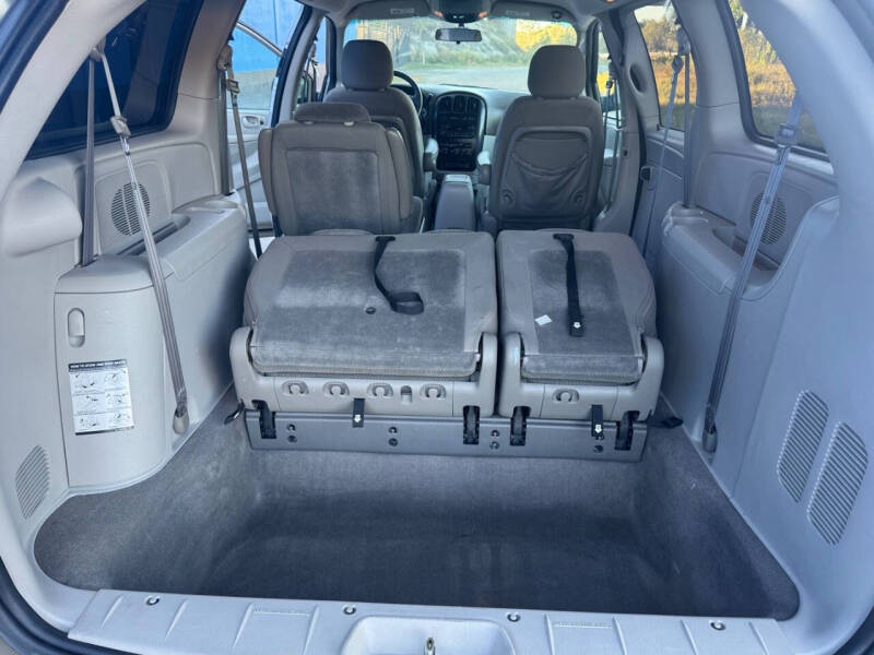 2005 Dodge Grand Caravan SXT