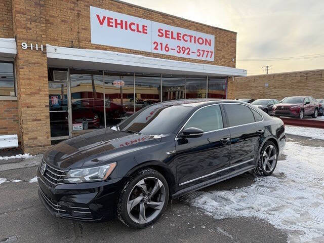 2017 Volkswagen Passat 1.8T R-Line