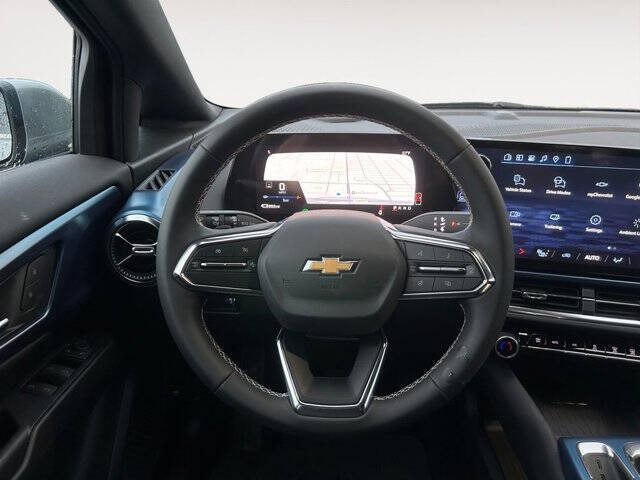 2026 Chevrolet Equinox EV LT 2