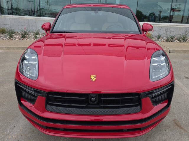 2026 Porsche Macan S