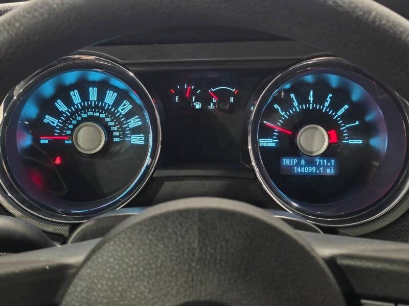 2012 Ford Mustang V6