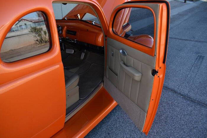 1940 Ford Deluxe