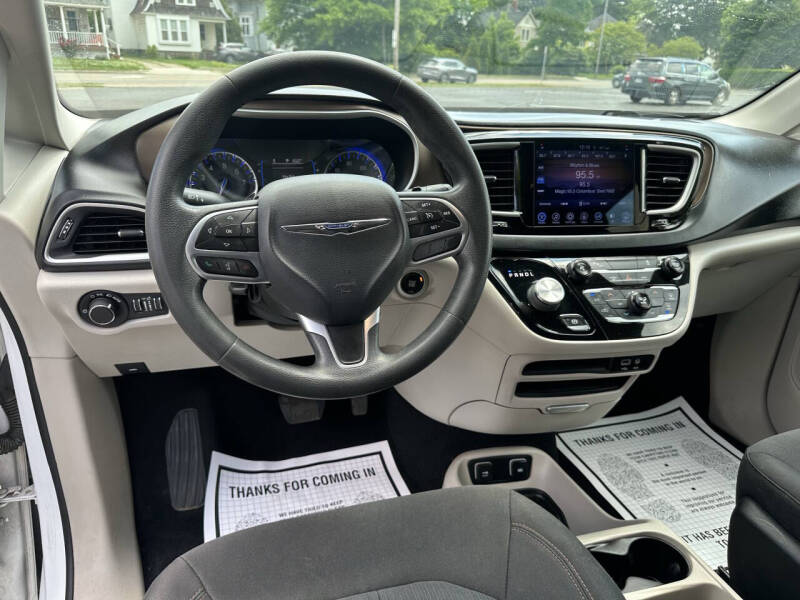 2017 Chrysler Pacifica Touring