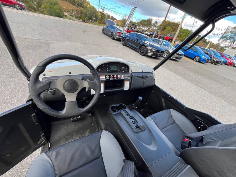 2025 Kymco UXV 700i LE EPS