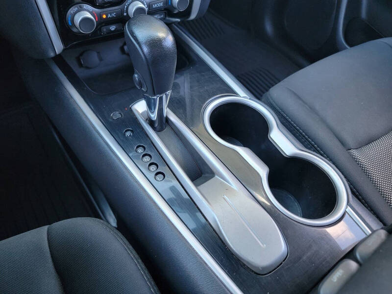 2017 Nissan Pathfinder SV