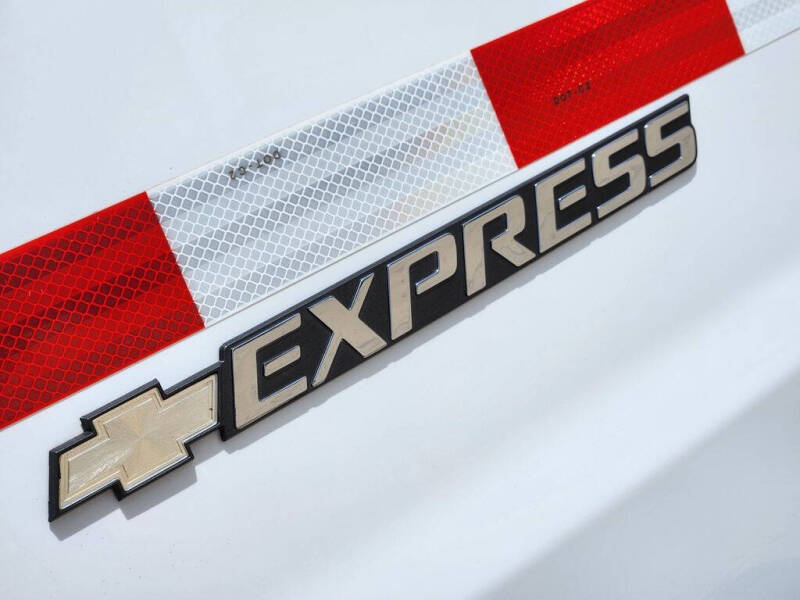 2021 Chevrolet Express 2500