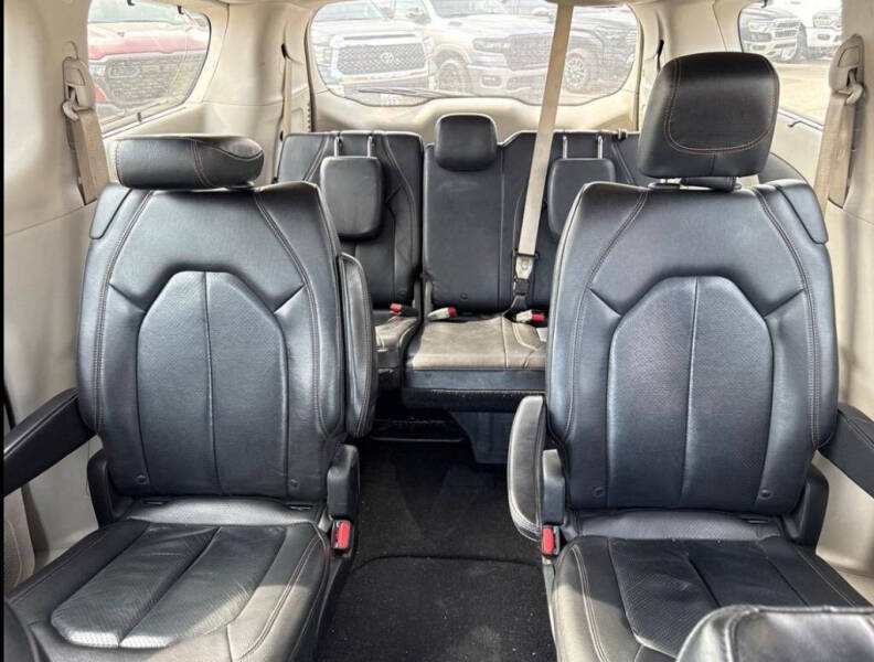 2019 Chrysler Pacifica Touring L