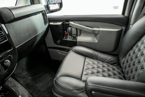 2026 GMC Savana 2500
