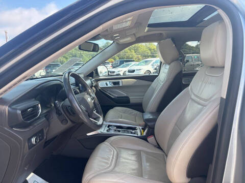 2020 Ford Explorer Platinum