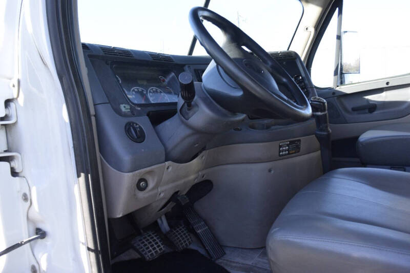 2016 Freightliner Cascadia