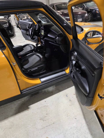 2015 MINI Hardtop 4 Door Cooper