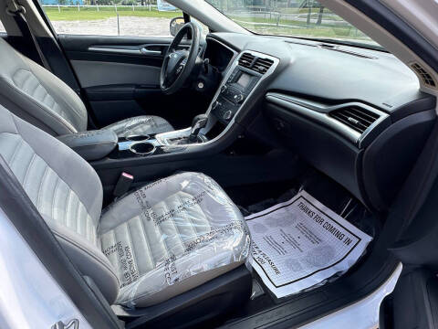 2013 Ford Fusion S