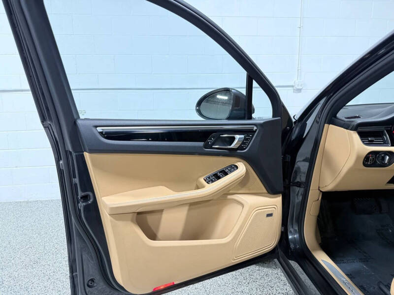 2018 Porsche Macan S