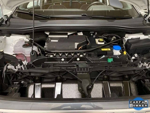 2024 Audi Q4 e-tron quattro Premium Plus 50