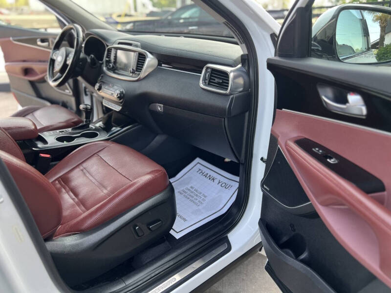 2017 Kia Sorento SX V6