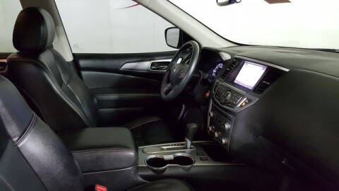 2018 Nissan Pathfinder SL