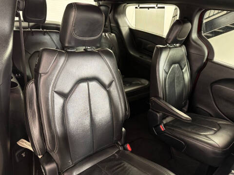 2019 Chrysler Pacifica Touring L Plus
