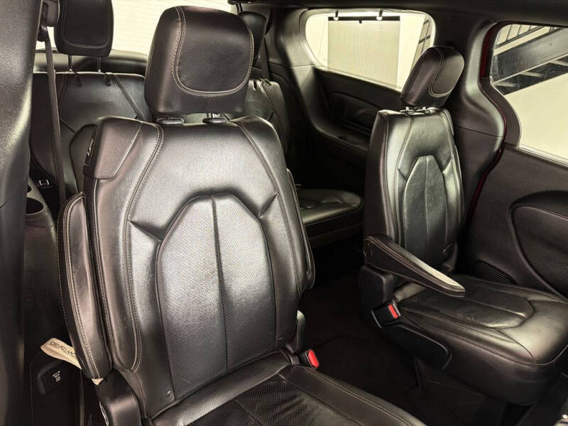 2019 Chrysler Pacifica Touring L Plus