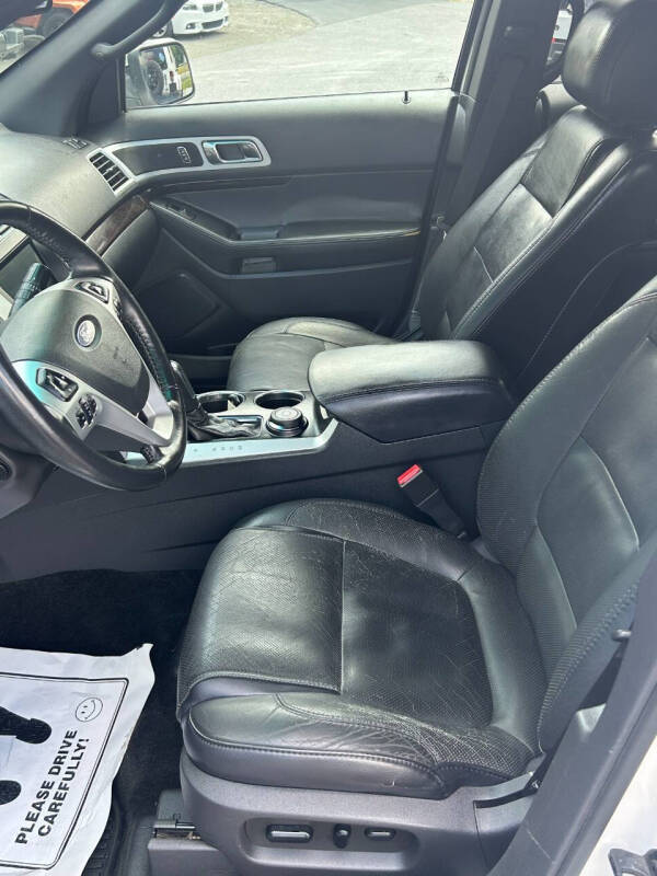 2012 Ford Explorer Limited