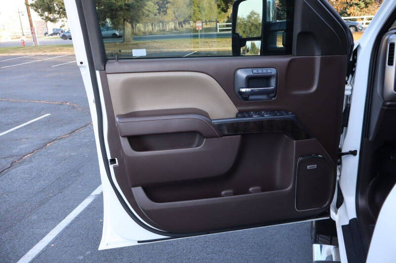 2015 GMC Sierra 2500HD Denali