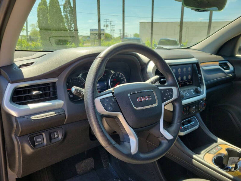 2021 GMC Acadia SLE