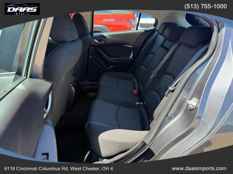 2016 Mazda MAZDA3 i Sport