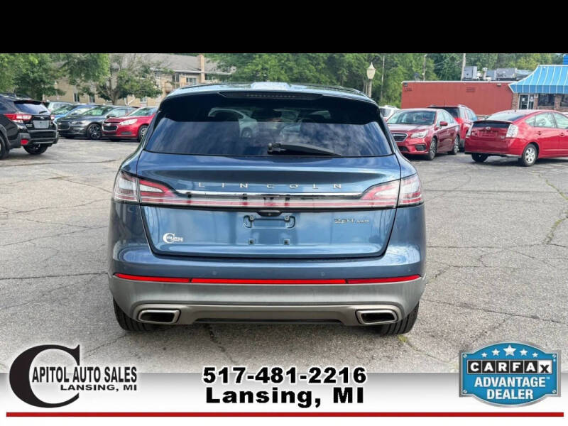 2019 Lincoln Nautilus Select