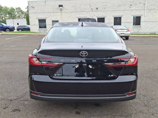 2025 Toyota Camry LE