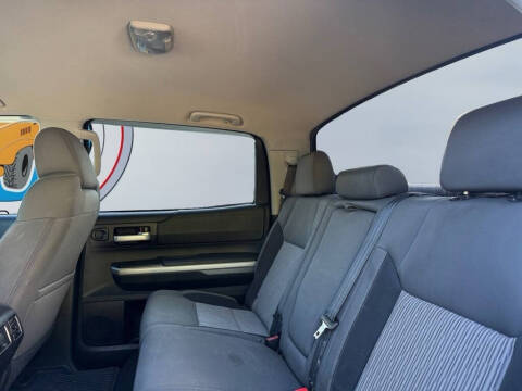 2015 Toyota Tundra SR5