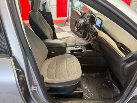 2021 Ford Escape SE