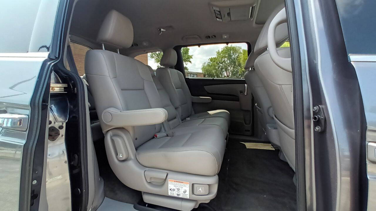 2014 Honda Odyssey for sale at Ideal Cars LLC in Skokie, IL