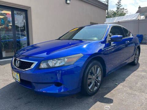 2009 Honda Accord for sale at CarMart One LLC in Freeport NY