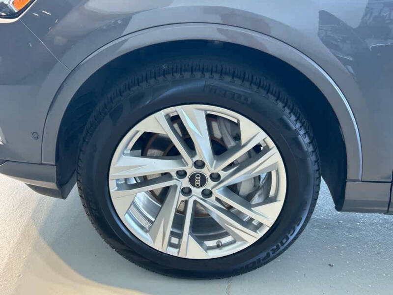 2023 Audi Q7 quattro Premium Plus 55 TFSI