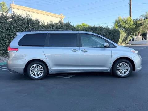 2013 Toyota Sienna