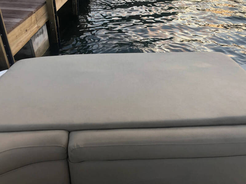 2001 Rinker CAPTIVA 232