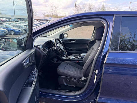 2016 Ford Edge SE