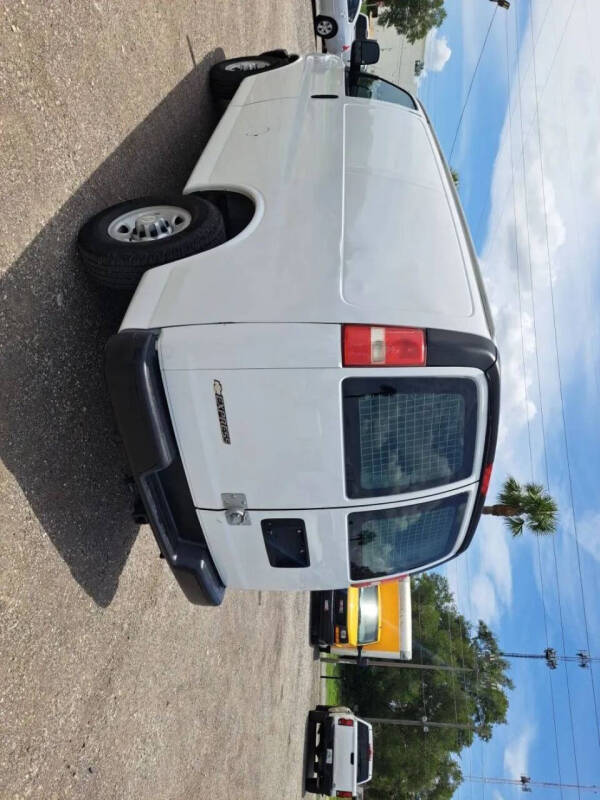 2017 Chevrolet Express 2500