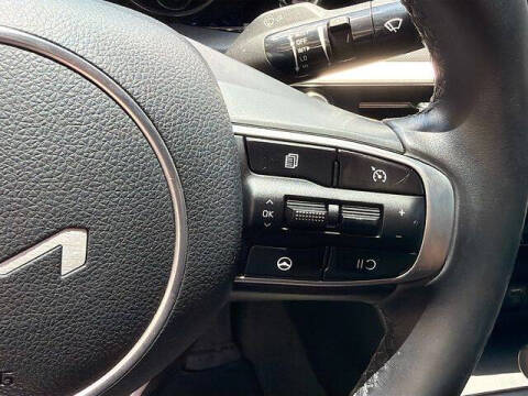 2022 Kia K5