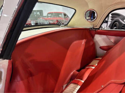 1956 Ford Thunderbird