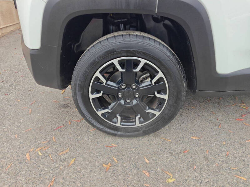 2023 Jeep Renegade Upland